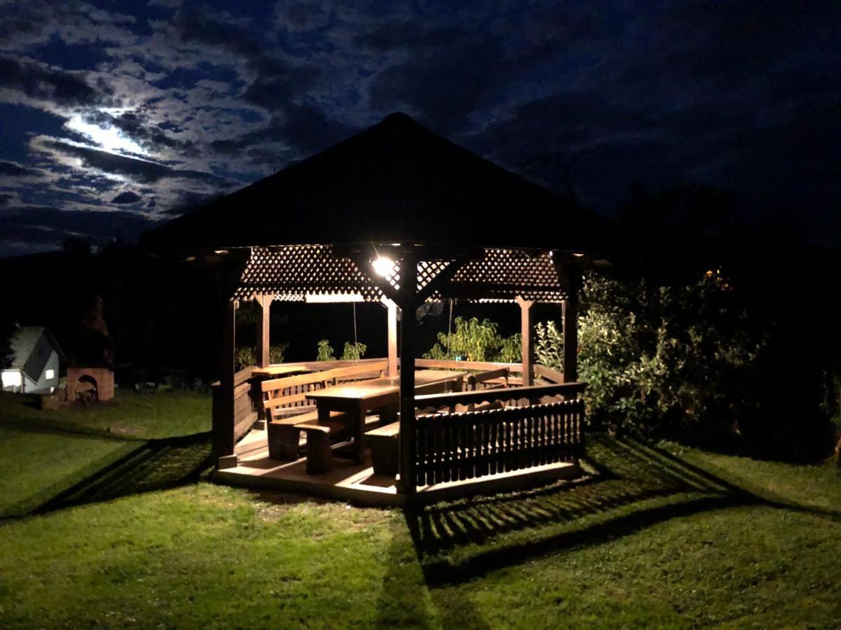 Country House Novosel 더가리사 외부 사진