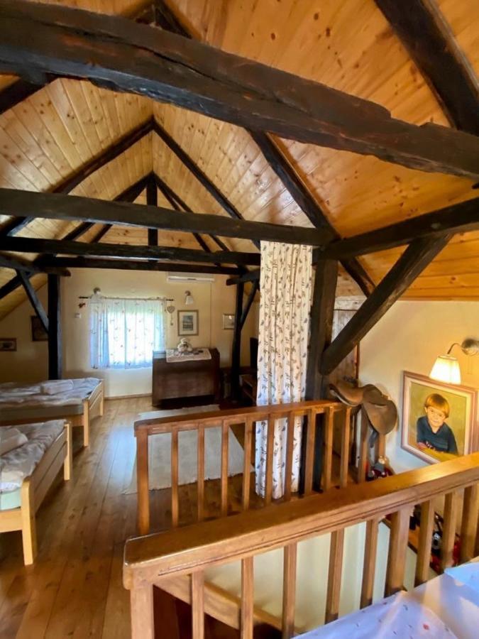 Country House Novosel 더가리사 외부 사진