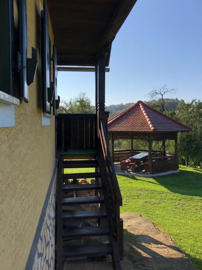 Country House Novosel 더가리사 외부 사진