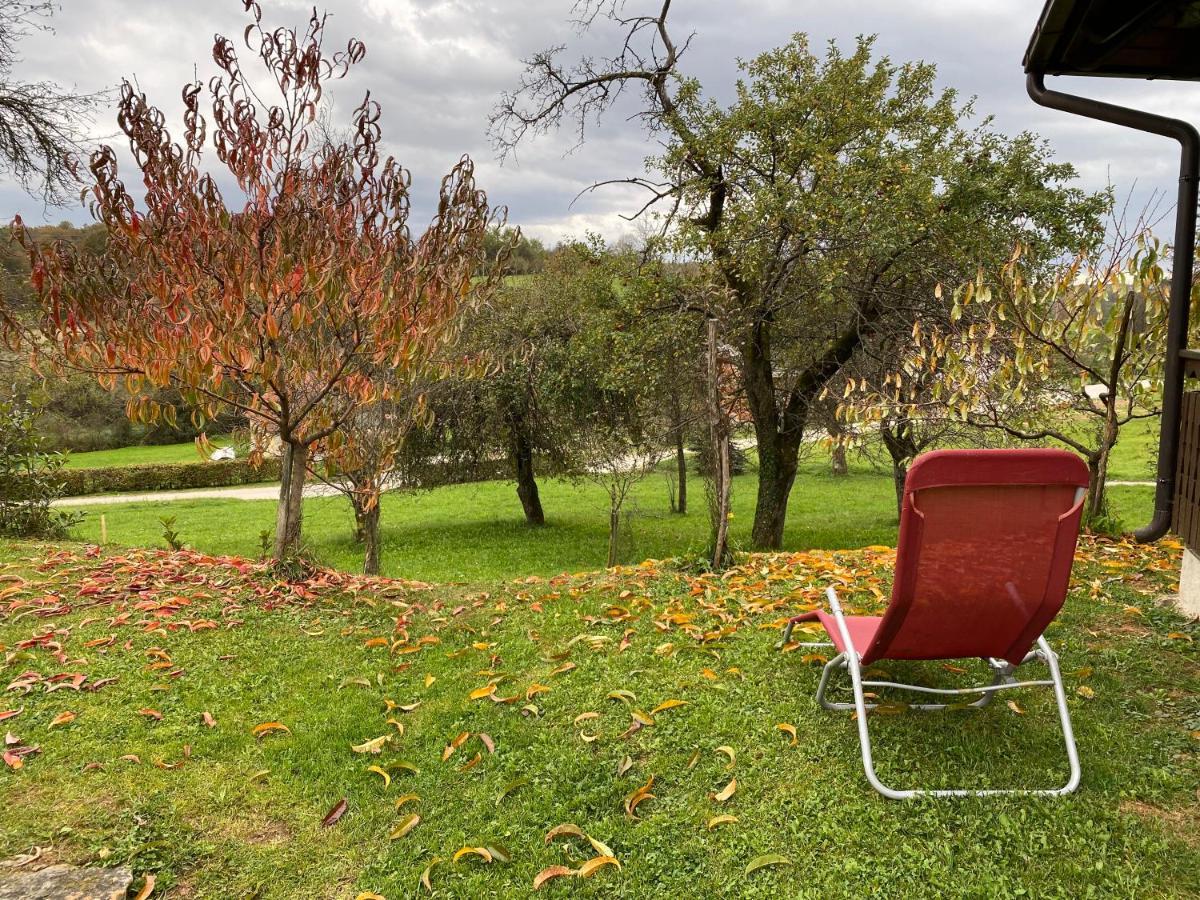 Country House Novosel 더가리사 외부 사진