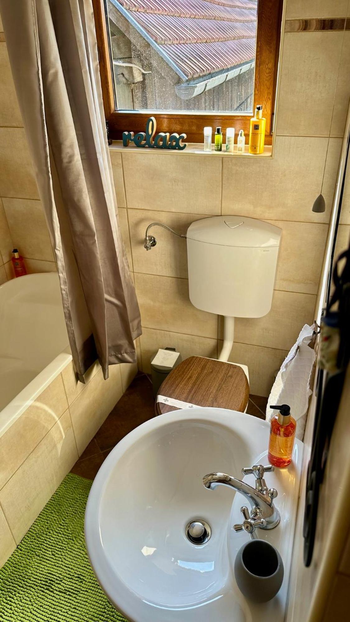 Country House Novosel 더가리사 외부 사진